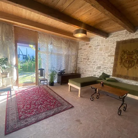 Kır Evi Dvorec Cerniv