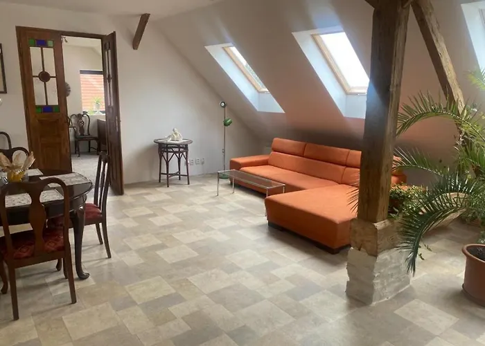Dvorec Landhaus Cerniv